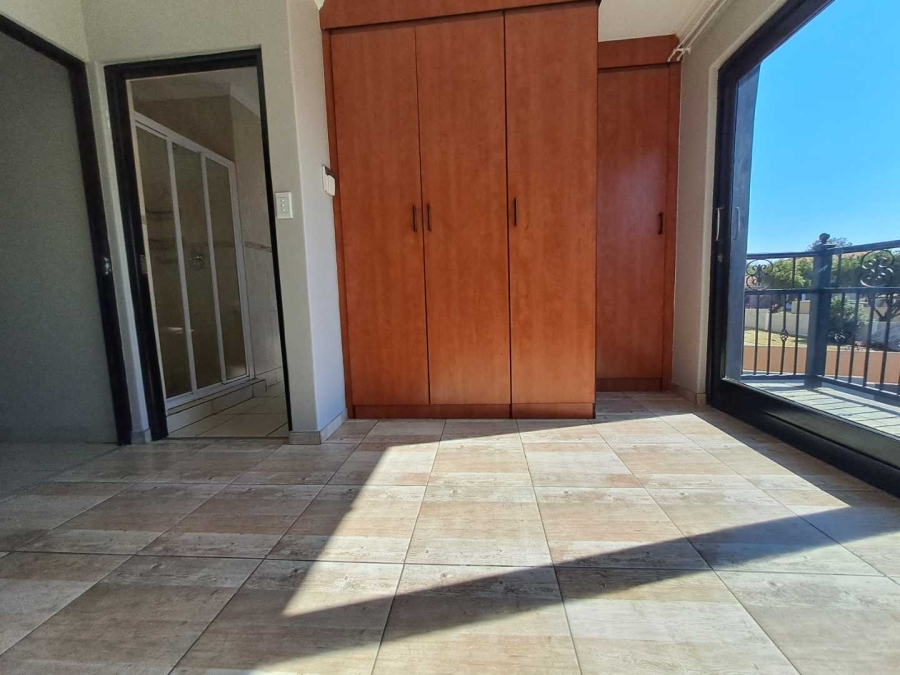 To Let 3 Bedroom Property for Rent in Rua Vista Gauteng