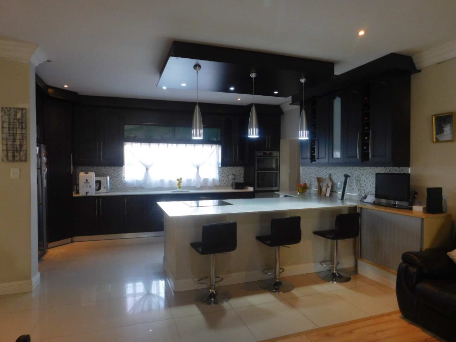 3 Bedroom Property for Sale in Heuwelsig Estate Gauteng