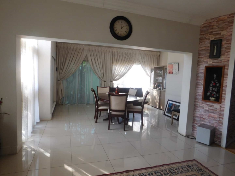 3 Bedroom Property for Sale in Heuwelsig Estate Gauteng