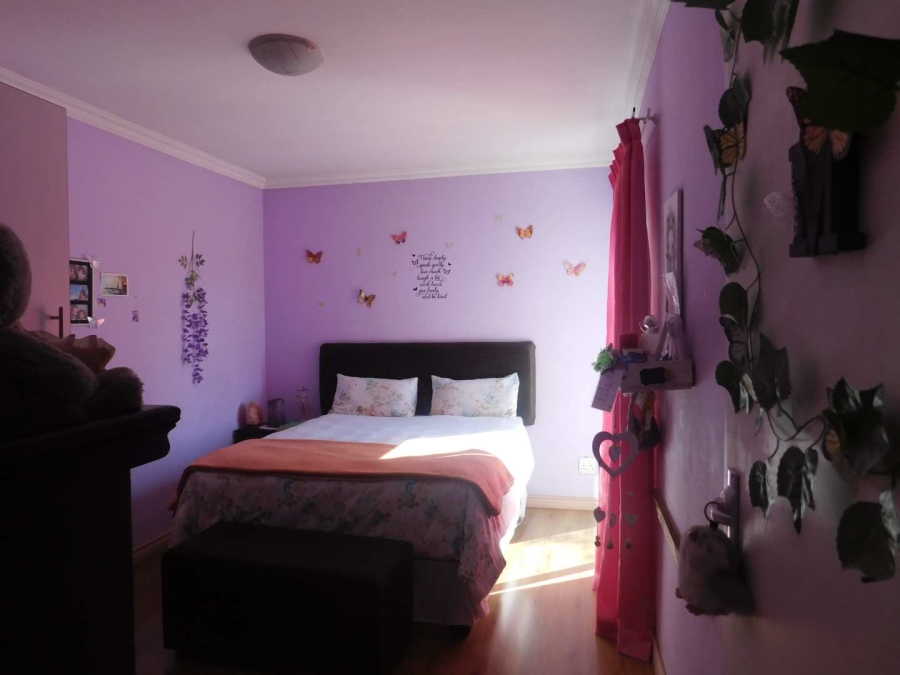 3 Bedroom Property for Sale in Heuwelsig Estate Gauteng