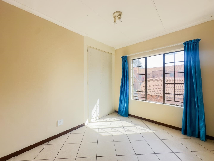 2 Bedroom Property for Sale in Mooikloof Ridge Gauteng