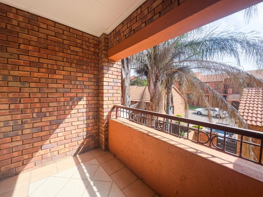 2 Bedroom Property for Sale in Mooikloof Ridge Gauteng