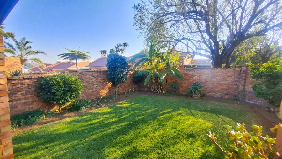 To Let 3 Bedroom Property for Rent in Elardus Park Gauteng