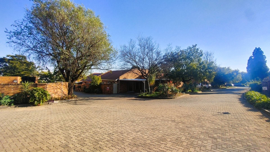 To Let 3 Bedroom Property for Rent in Elardus Park Gauteng