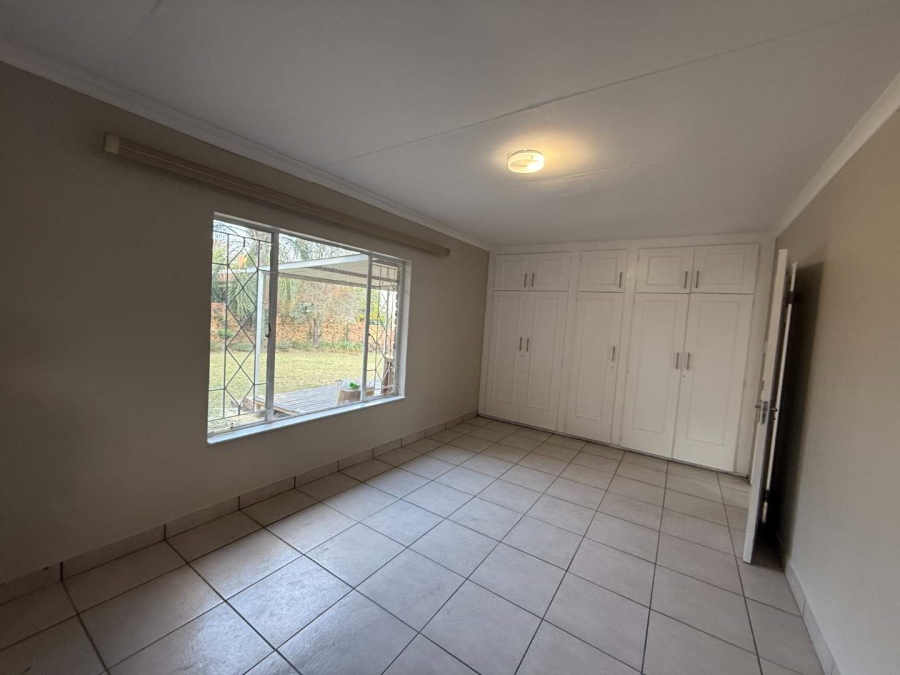 To Let 3 Bedroom Property for Rent in Sundowner Gauteng