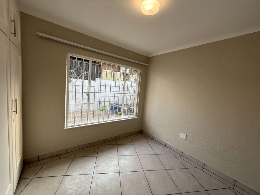 To Let 3 Bedroom Property for Rent in Sundowner Gauteng