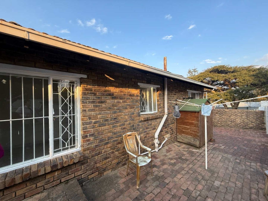 To Let 3 Bedroom Property for Rent in Sundowner Gauteng