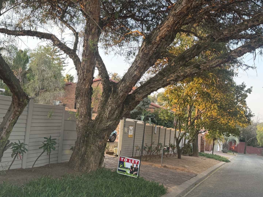 To Let 3 Bedroom Property for Rent in Sundowner Gauteng
