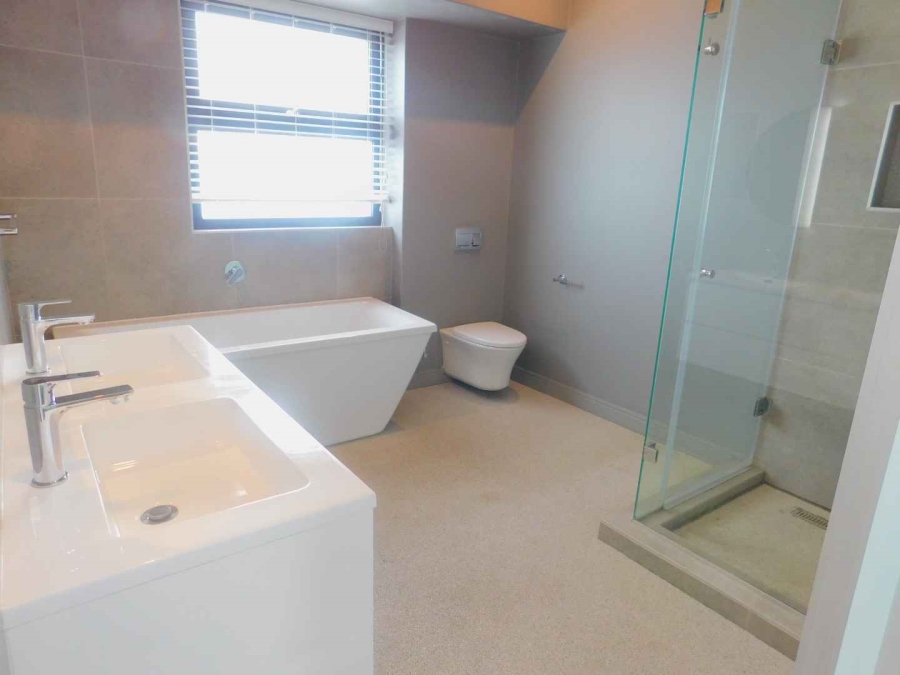To Let 3 Bedroom Property for Rent in Bryanston Gauteng