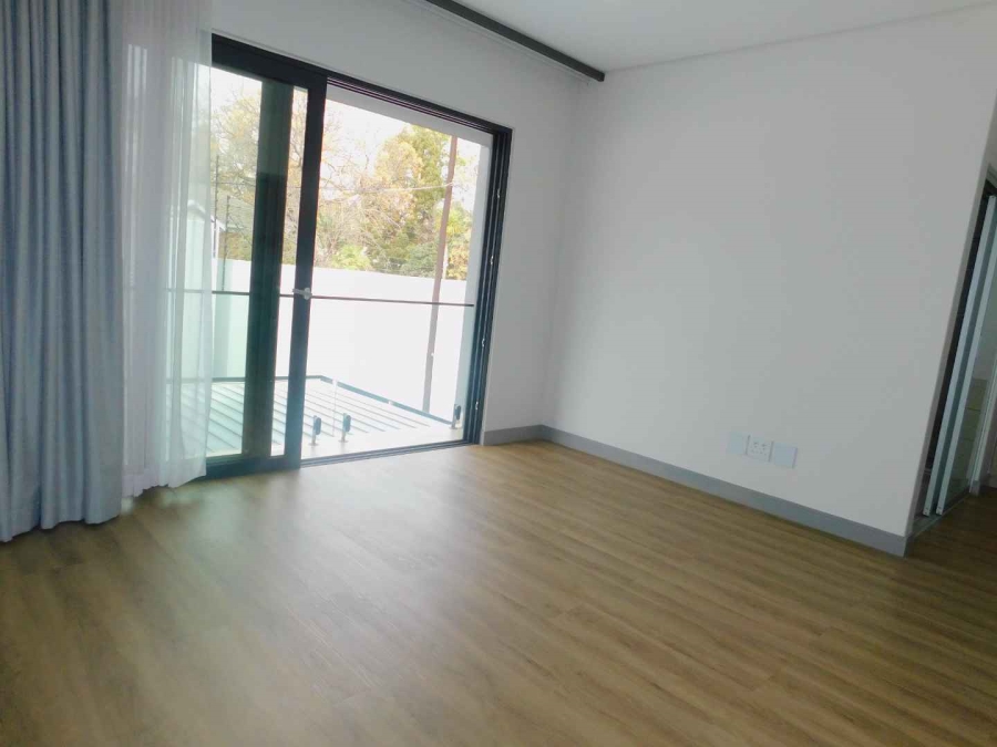 To Let 3 Bedroom Property for Rent in Bryanston Gauteng