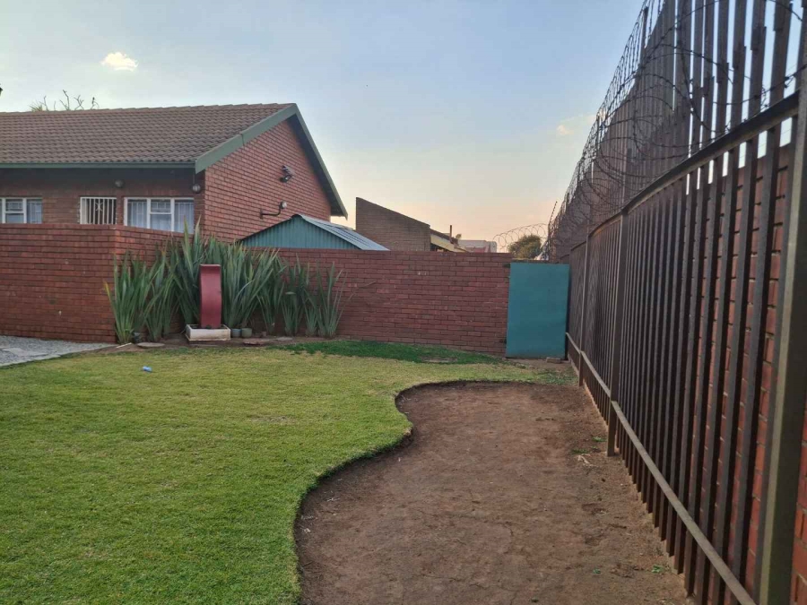 2 Bedroom Property for Sale in Kempton Park Gauteng