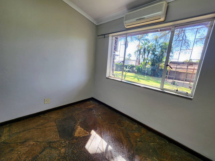 4 Bedroom Property for Sale in Sinoville Gauteng