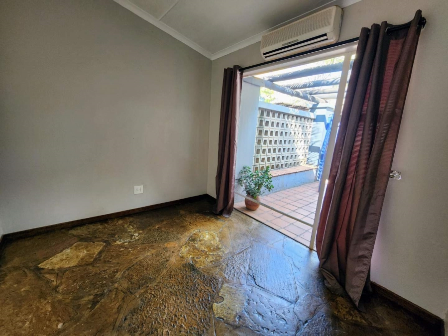 4 Bedroom Property for Sale in Sinoville Gauteng