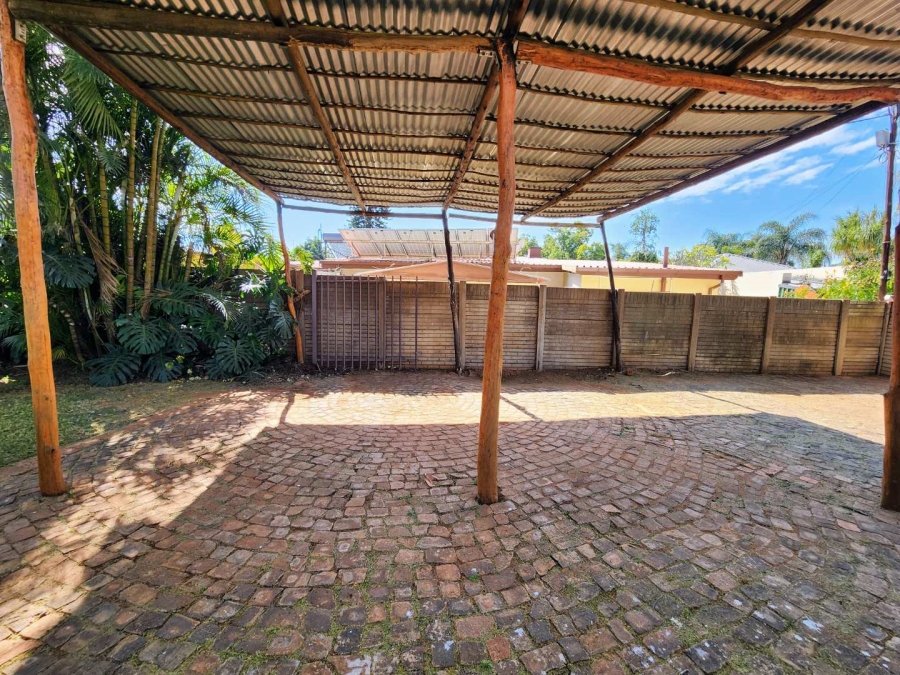 4 Bedroom Property for Sale in Sinoville Gauteng