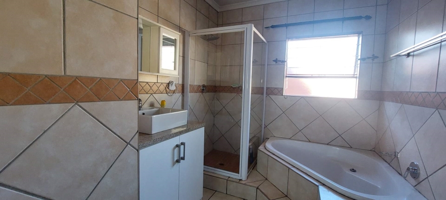 3 Bedroom Property for Sale in Elandshaven Gauteng