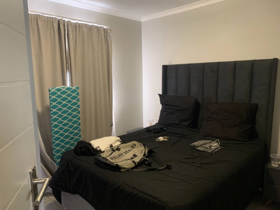 2 Bedroom Property for Sale in Protea Glen Gauteng