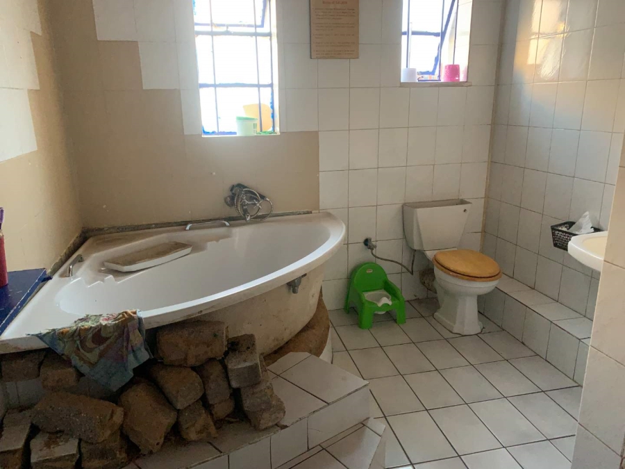 2 Bedroom Property for Sale in South Hills Gauteng