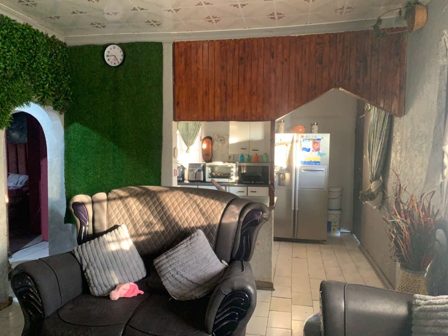 2 Bedroom Property for Sale in South Hills Gauteng