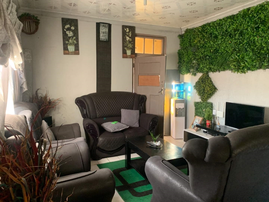 2 Bedroom Property for Sale in South Hills Gauteng