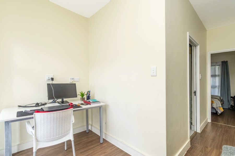 1 Bedroom Property for Sale in Edenburg Gauteng