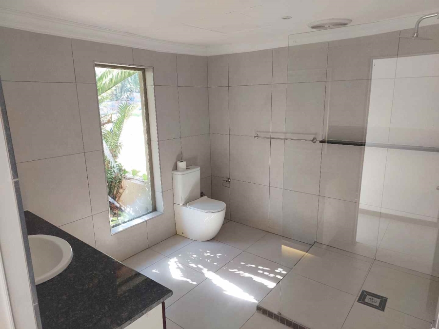 To Let 2 Bedroom Property for Rent in Beverley Gardens Gauteng