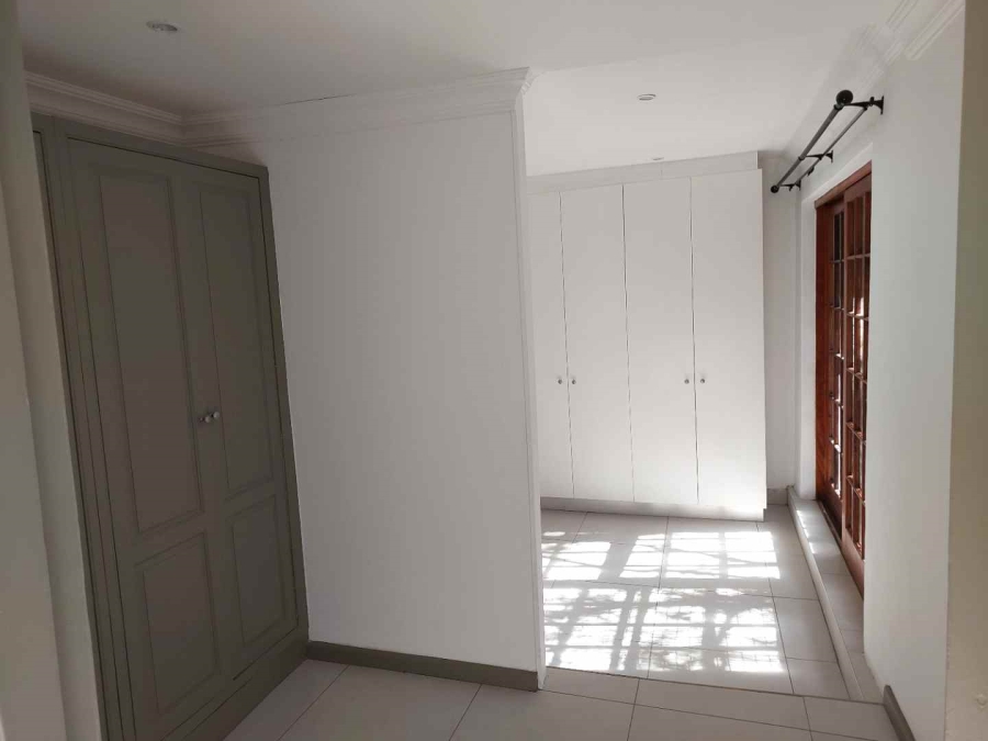 To Let 2 Bedroom Property for Rent in Beverley Gardens Gauteng