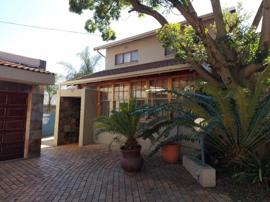 To Let 2 Bedroom Property for Rent in Beverley Gardens Gauteng