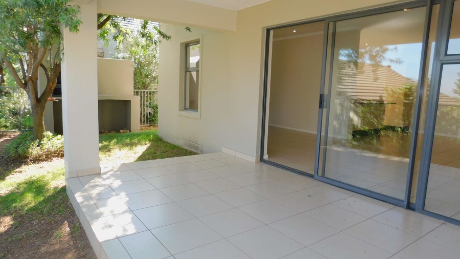 To Let 2 Bedroom Property for Rent in Bryanston Gauteng