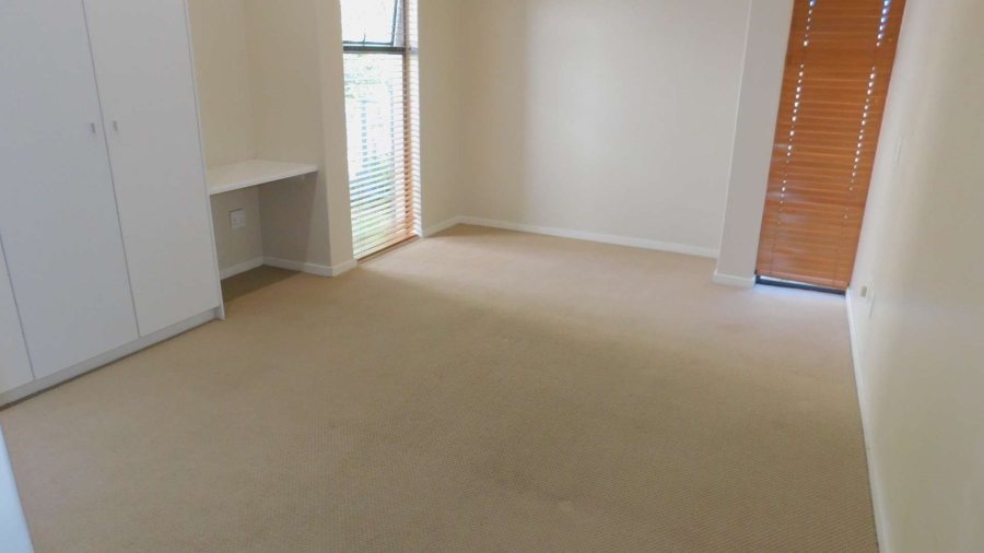 To Let 2 Bedroom Property for Rent in Bryanston Gauteng