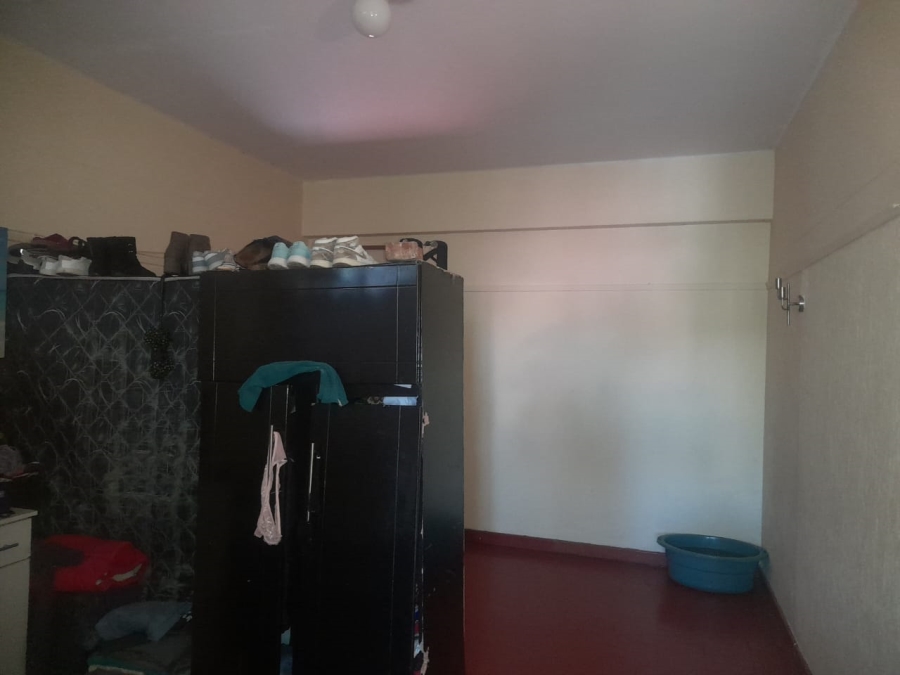 1 Bedroom Property for Sale in Yeoville Gauteng
