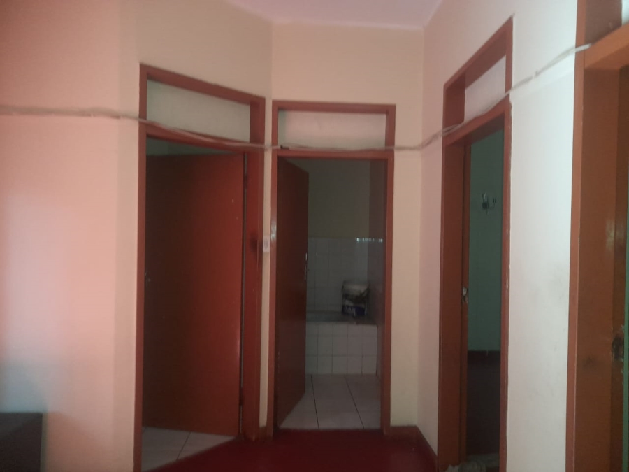 1 Bedroom Property for Sale in Yeoville Gauteng