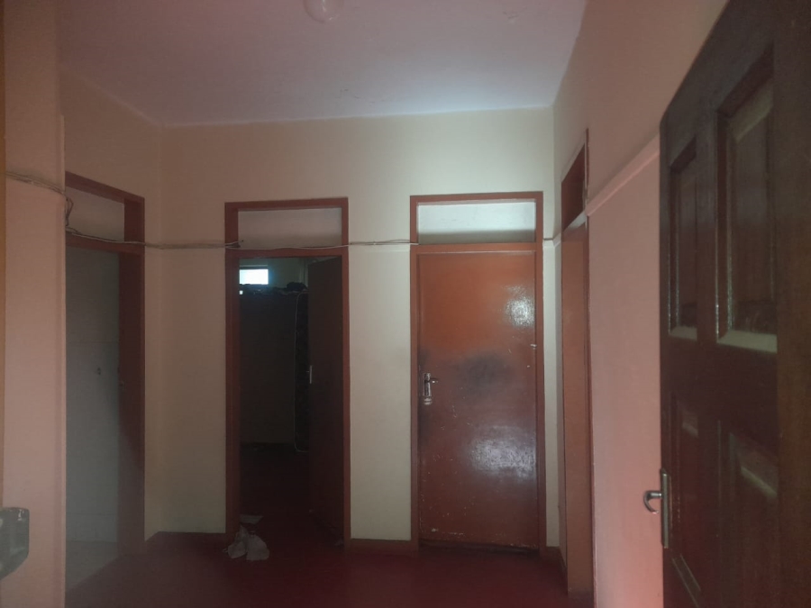 1 Bedroom Property for Sale in Yeoville Gauteng