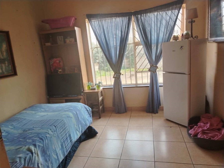 3 Bedroom Property for Sale in Glen Marais Gauteng