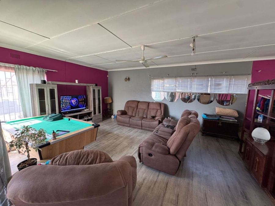 4 Bedroom Property for Sale in Krugersdorp West Gauteng