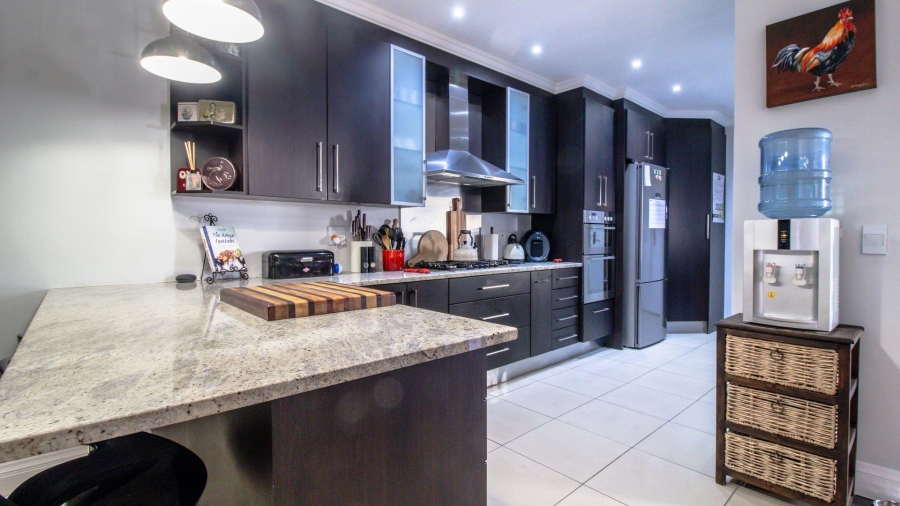 4 Bedroom Property for Sale in New Redruth Gauteng