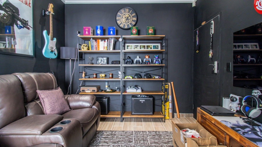 4 Bedroom Property for Sale in New Redruth Gauteng
