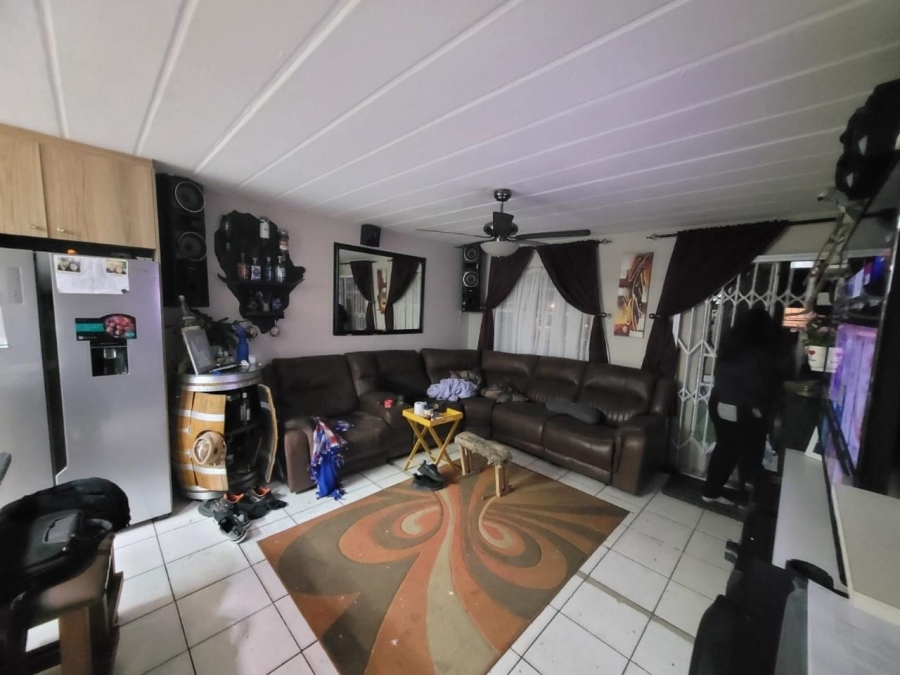 3 Bedroom Property for Sale in Verwoerdpark Gauteng