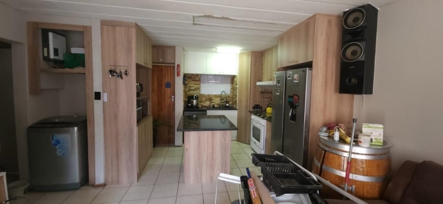 3 Bedroom Property for Sale in Verwoerdpark Gauteng