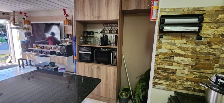 3 Bedroom Property for Sale in Verwoerdpark Gauteng