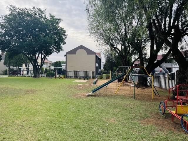 3 Bedroom Property for Sale in Verwoerdpark Gauteng