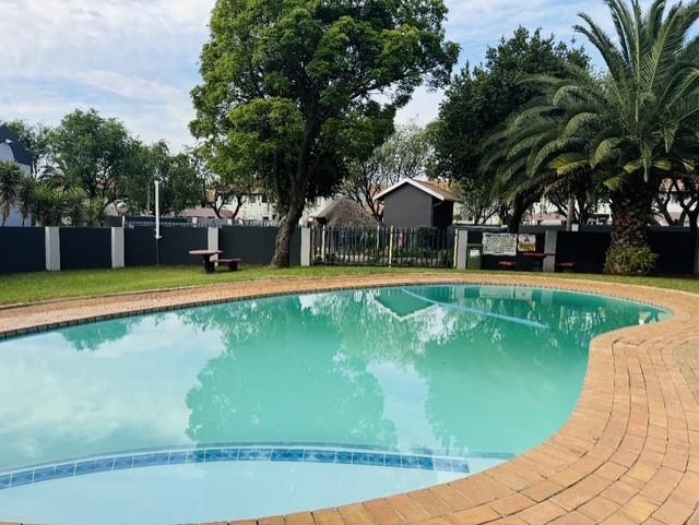 3 Bedroom Property for Sale in Verwoerdpark Gauteng