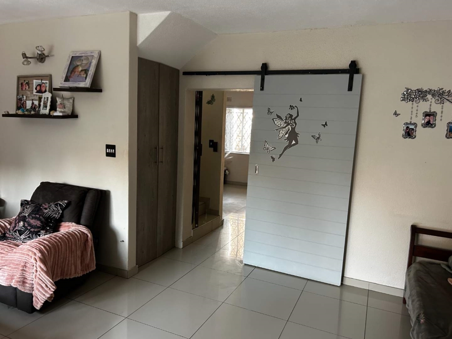3 Bedroom Property for Sale in Brackenhurst Gauteng