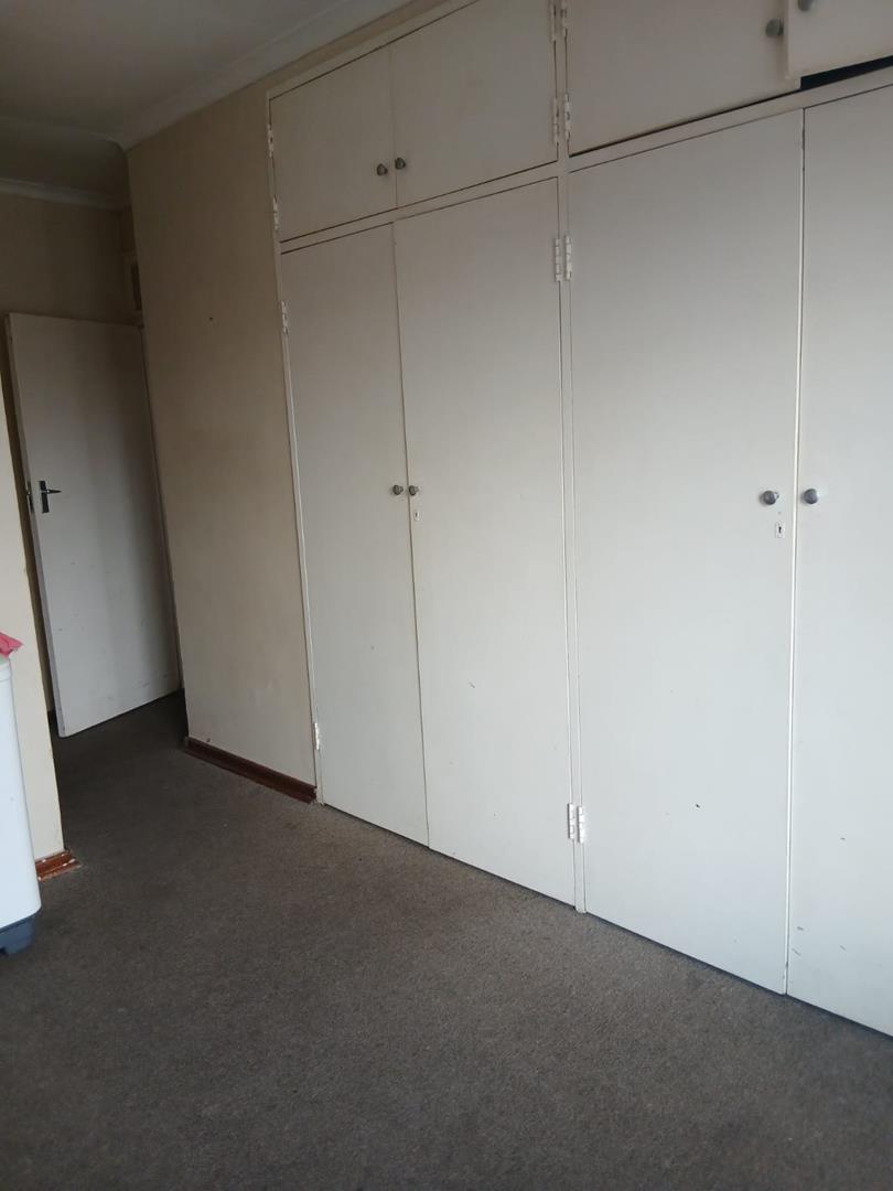 1 Bedroom Property for Sale in Dersley Gauteng