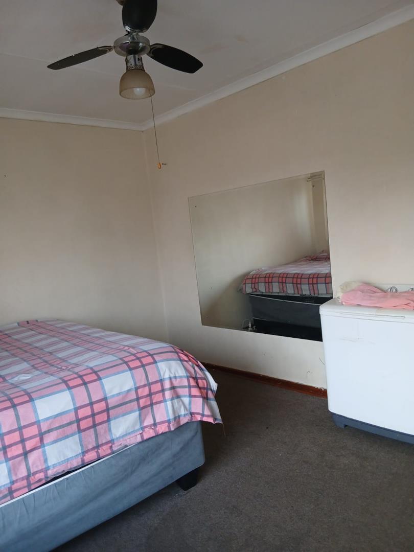 1 Bedroom Property for Sale in Dersley Gauteng