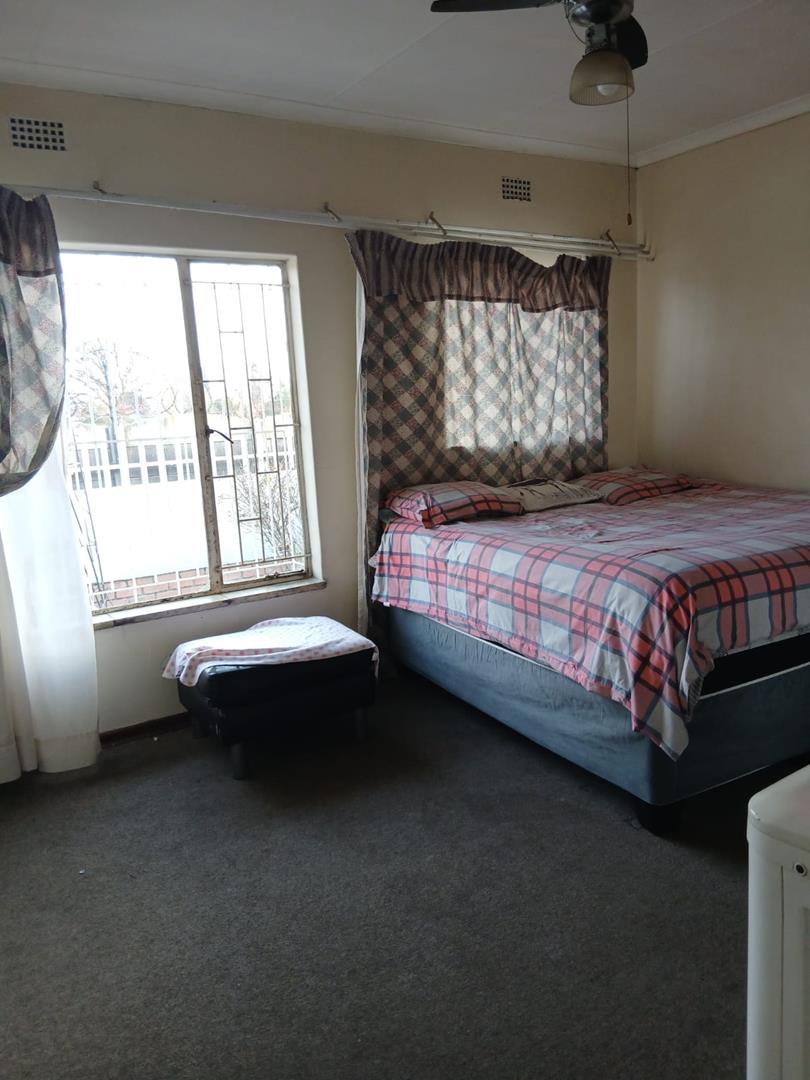 1 Bedroom Property for Sale in Dersley Gauteng