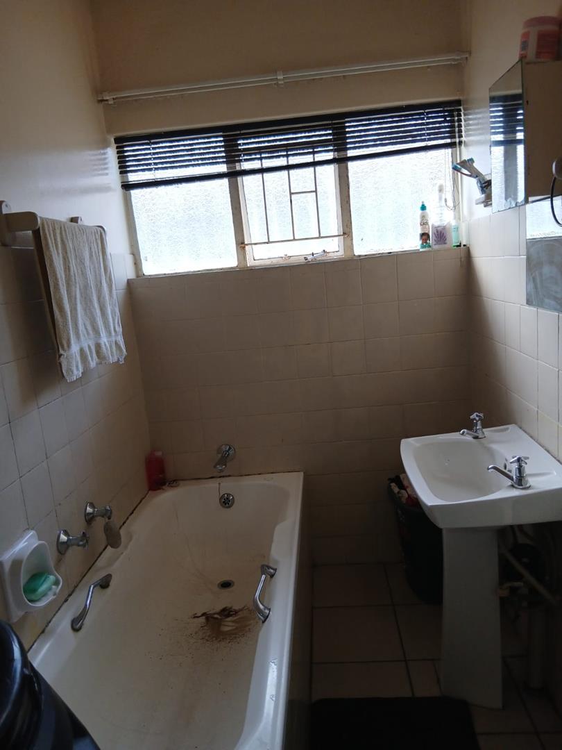 1 Bedroom Property for Sale in Dersley Gauteng