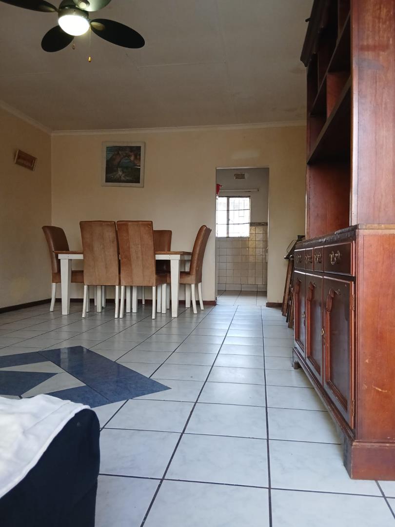 1 Bedroom Property for Sale in Dersley Gauteng