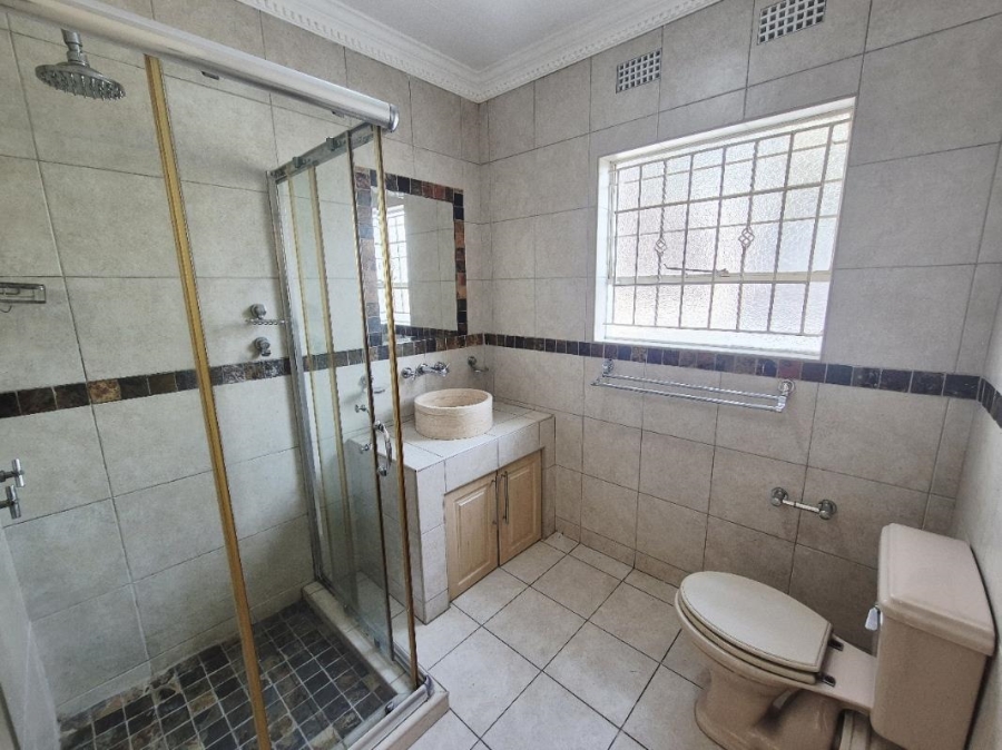 3 Bedroom Property for Sale in Corlett Gardens Gauteng