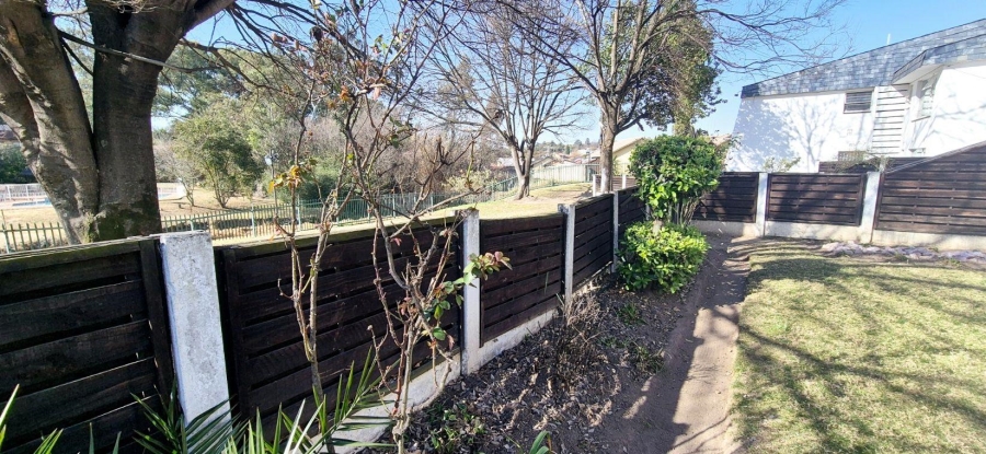3 Bedroom Property for Sale in Corlett Gardens Gauteng