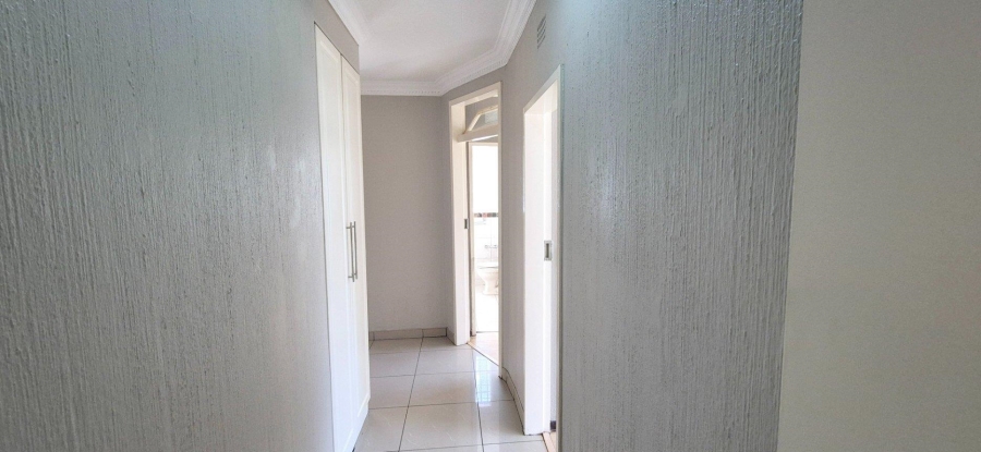 3 Bedroom Property for Sale in Corlett Gardens Gauteng